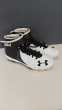 Load image into Gallery viewer, UA baseball cleats 6