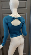 Load image into Gallery viewer, Athleta blue top XS