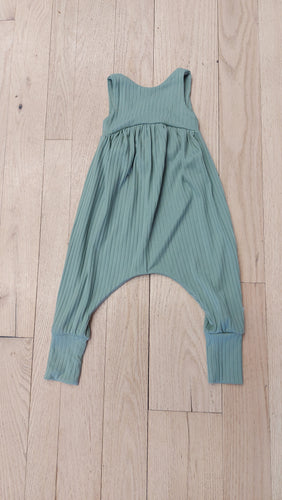 STE green romper 6-12m