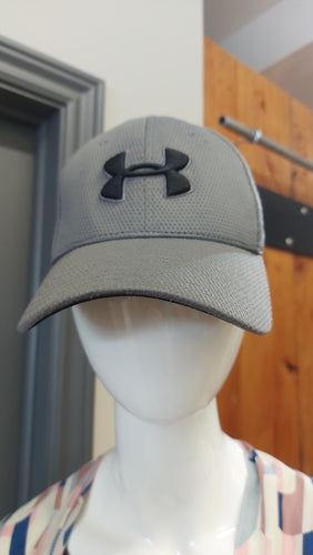 UA grey hat M/L