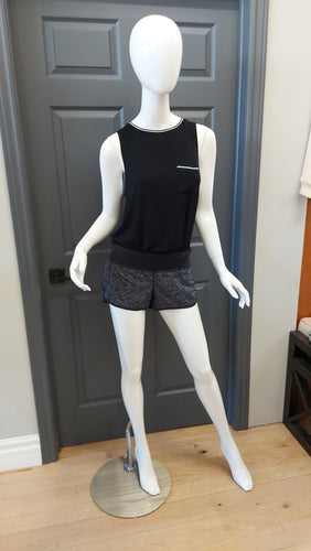 Lululemon grey shorts 6