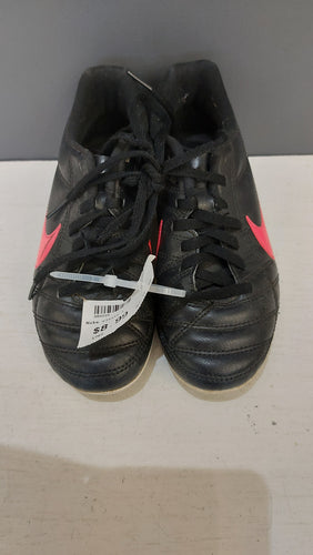 Nike soccer cleats 1