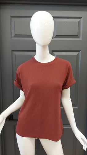 Reitmans maroon top S