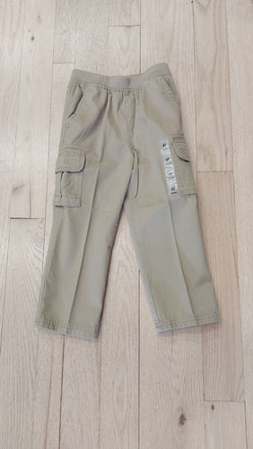 Place beige pants 4