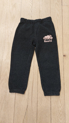 Roots black joggers 3