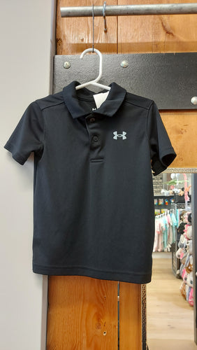 UA black tee 4