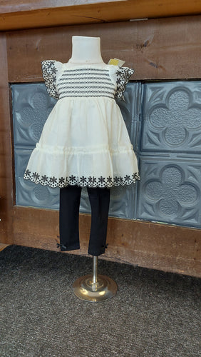 Max Studio 2pc outfit 2T