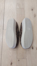 Load image into Gallery viewer, Hey Dude shoes 7