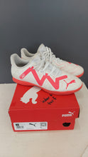 Load image into Gallery viewer, Puma Indoor soccer cleats