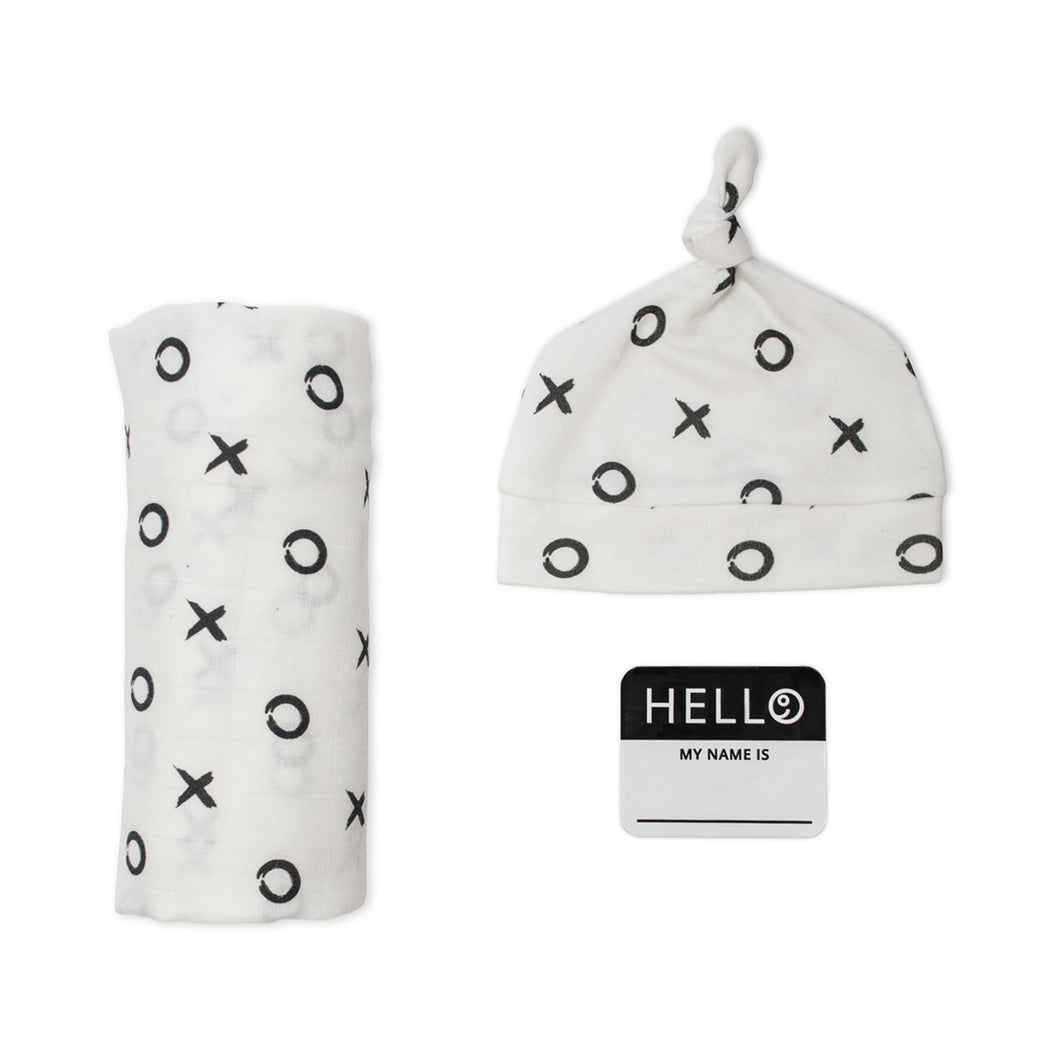 Hello, World! Newborn Set - XO